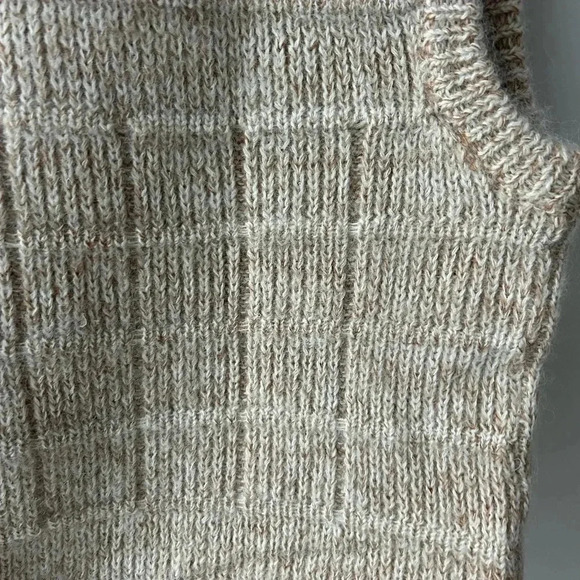 Vintage Italian style wool silk blend knit  grandpacore vest sweater oatmeal - Picture 11 of 11